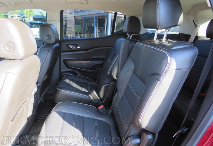 2020 GMC Acadia - Image 31