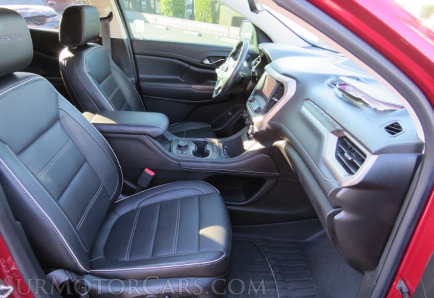 2020 GMC Acadia - Image 26