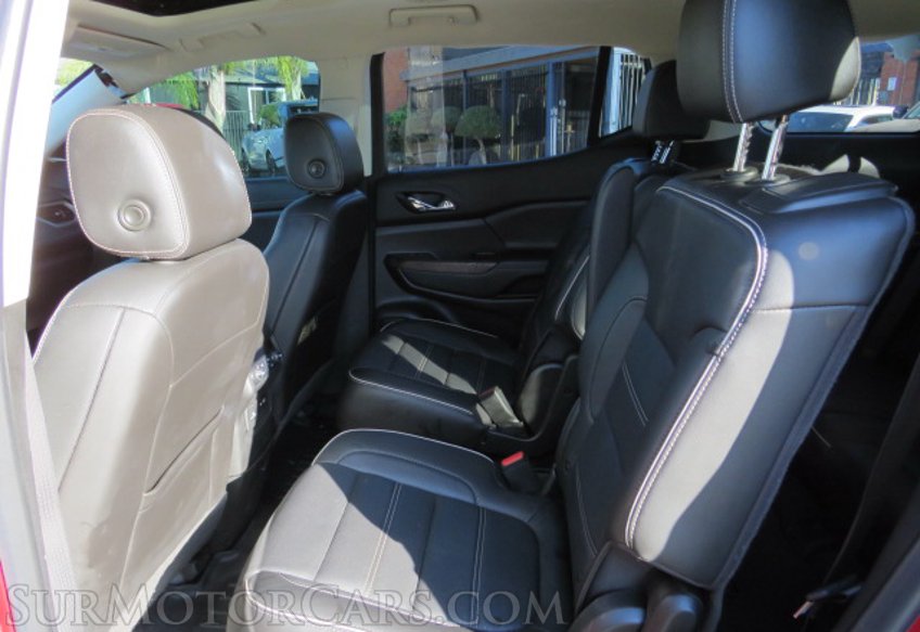 2020 GMC Acadia - Image 29