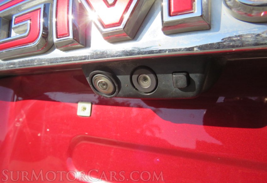 2020 GMC Acadia - Image 15