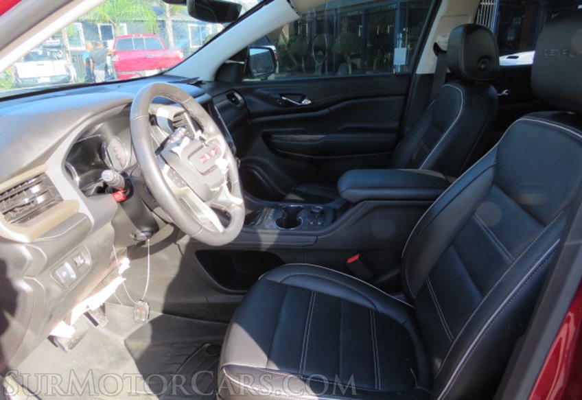 2020 GMC Acadia - Image 27