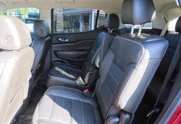 2020 GMC Acadia - Image 31