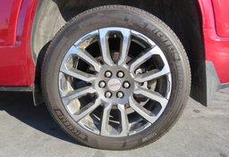 2020 GMC Acadia - Image 20