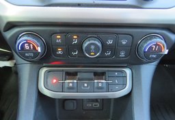 2020 GMC Acadia - Image 41