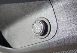 2020 GMC Acadia - Image 52