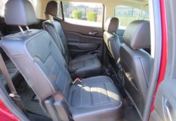 2020 GMC Acadia - Image 30