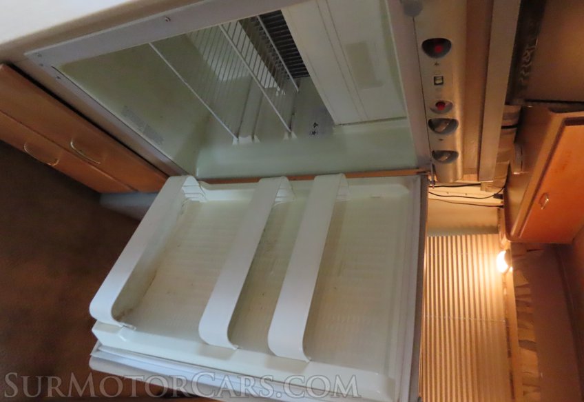 2003 Volkswagen Winnebago EuroVan - Image 59