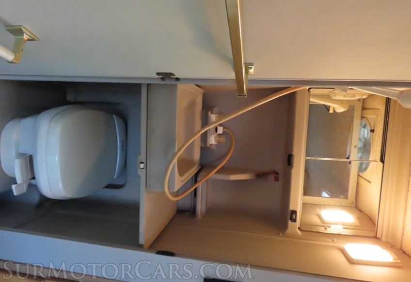 2003 Volkswagen Winnebago EuroVan - Image 50