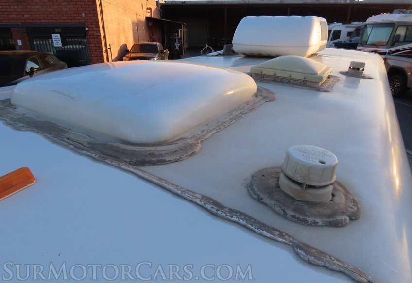 2003 Volkswagen Winnebago EuroVan - Image 14