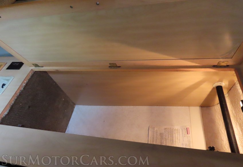 2003 Volkswagen Winnebago EuroVan - Image 53