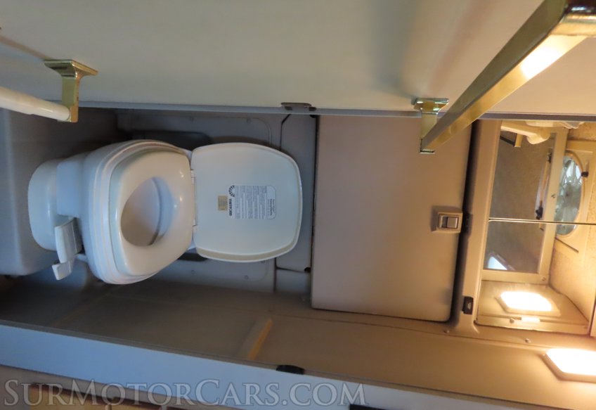 2003 Volkswagen Winnebago EuroVan - Image 52