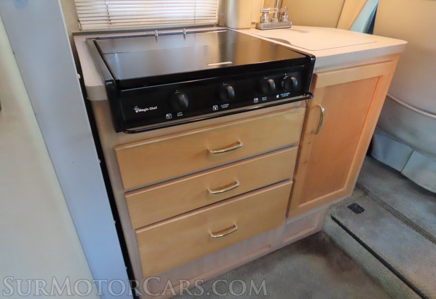 2003 Volkswagen Winnebago EuroVan - Image 48