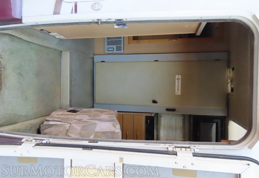 2003 Volkswagen Winnebago EuroVan - Image 38