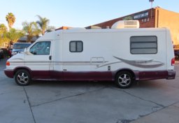 2003 Volkswagen Winnebago EuroVan - Image 6