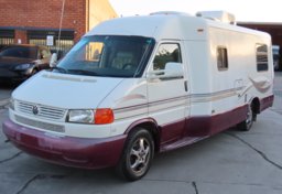 2003 Volkswagen Winnebago EuroVan - Image 3