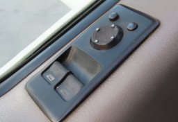 2003 Volkswagen Winnebago EuroVan - Image 36