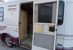 2003 Volkswagen Winnebago EuroVan - Image 16