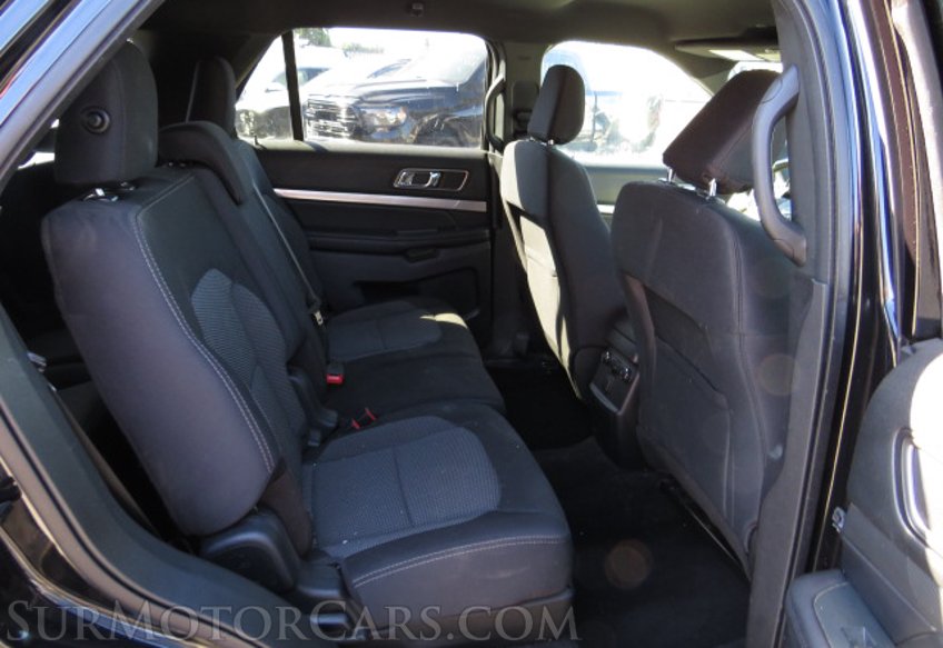 2019 Ford Explorer - Image 32