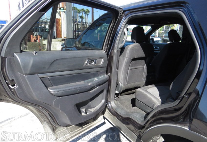 2019 Ford Explorer - Image 23