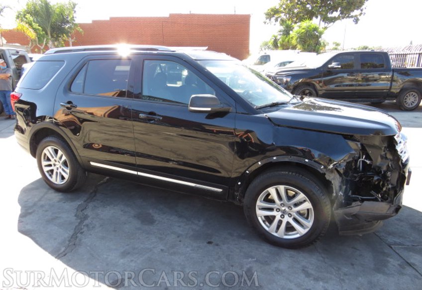 2019 Ford Explorer - Image 2