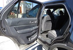 2019 Ford Explorer - Image 23