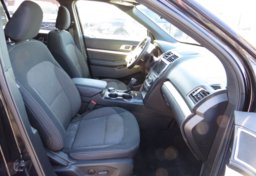 2019 Ford Explorer - Image 26