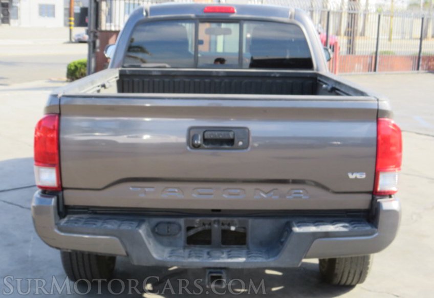 2016 Toyota Tacoma - Image 10