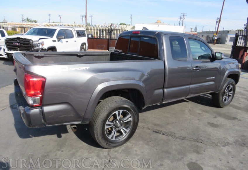 2016 Toyota Tacoma - Image 5