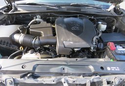 2016 Toyota Tacoma - Image 50