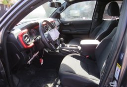 2016 Toyota Tacoma - Image 29