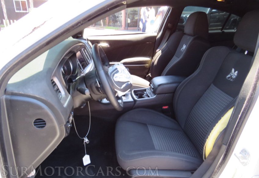 2019 Dodge Charger - Image 24