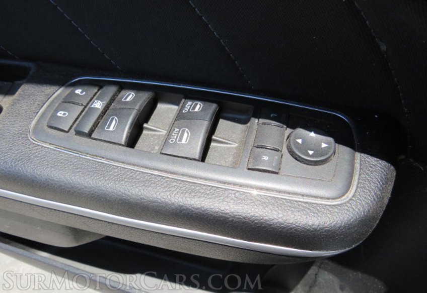 2019 Dodge Charger - Image 38