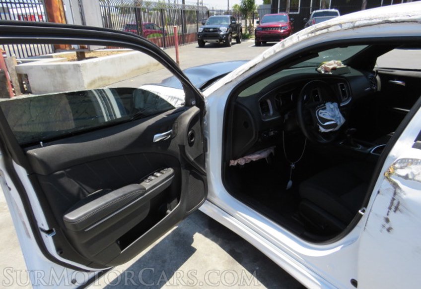 2019 Dodge Charger - Image 20