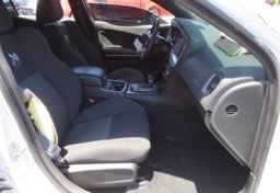 2019 Dodge Charger - Image 25