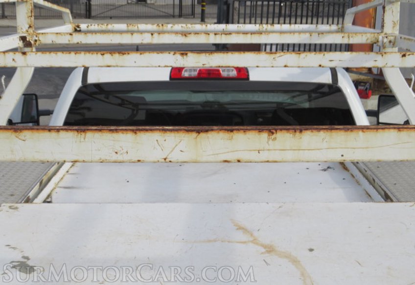 2017 Chevrolet Silverado 3500HD - Image 16