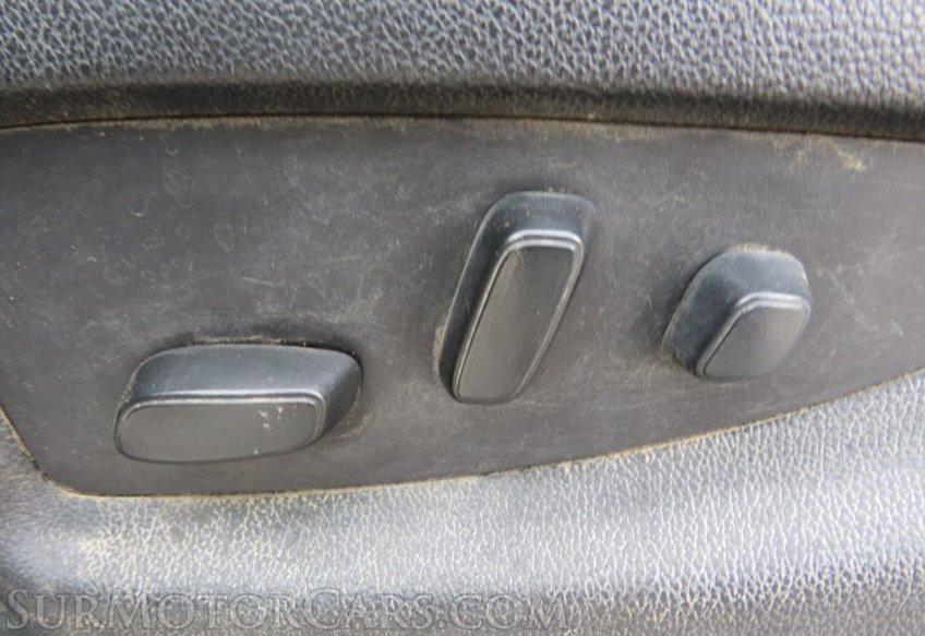 2017 Chevrolet Silverado 3500HD - Image 33