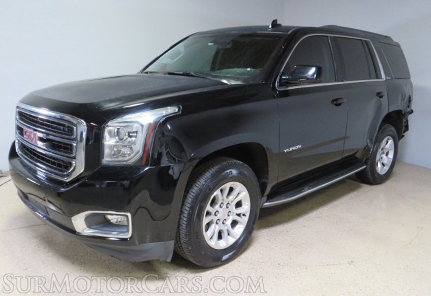 2017 GMC Yukon - Image 2