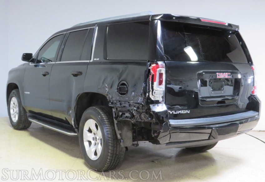 2017 GMC Yukon - Image 9