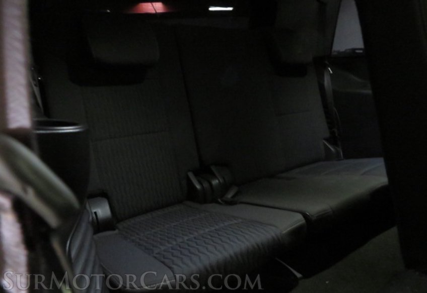 2017 GMC Yukon - Image 33