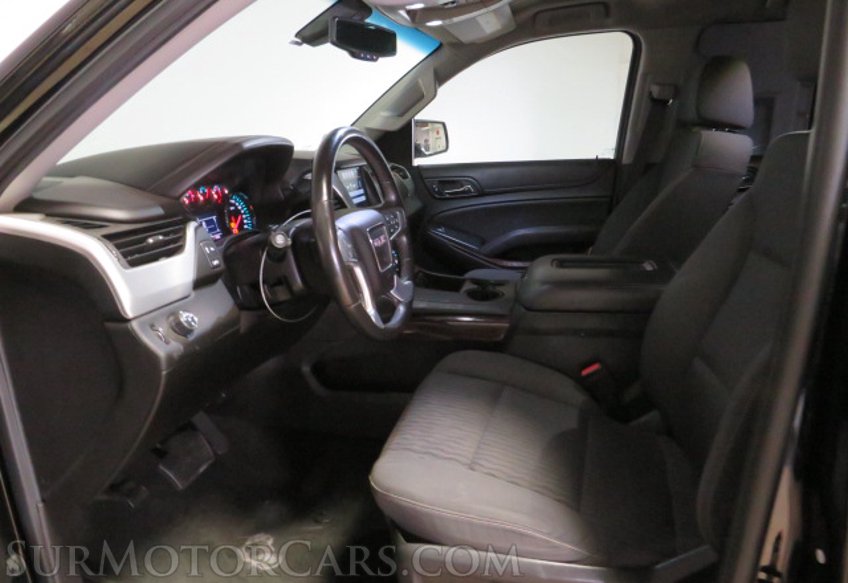 2017 GMC Yukon - Image 24