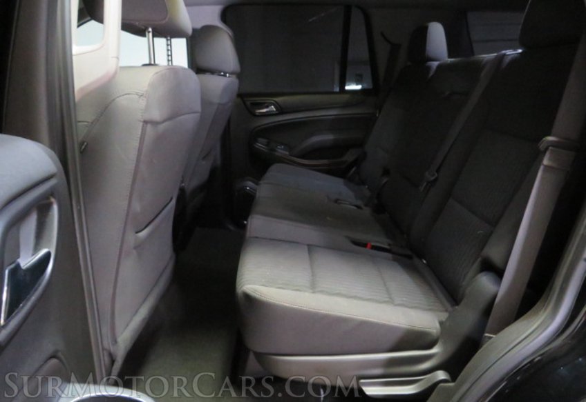 2017 GMC Yukon - Image 30