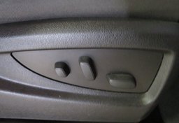 2017 GMC Yukon - Image 46