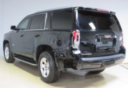 2017 GMC Yukon - Image 9