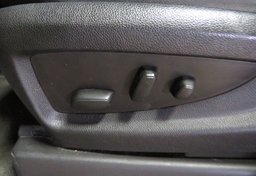 2017 GMC Yukon - Image 49