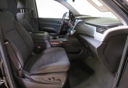 2017 GMC Yukon - Image 29