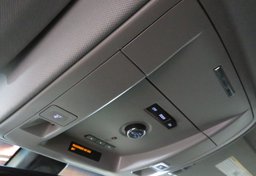 2017 GMC Yukon - Image 50