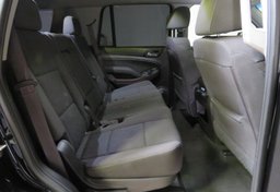 2017 GMC Yukon - Image 31