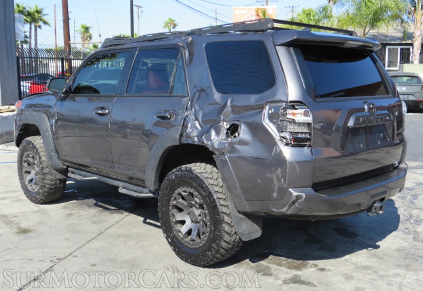 2018 Toyota 4Runner - Image 9
