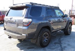 2018 Toyota 4Runner - Image 8