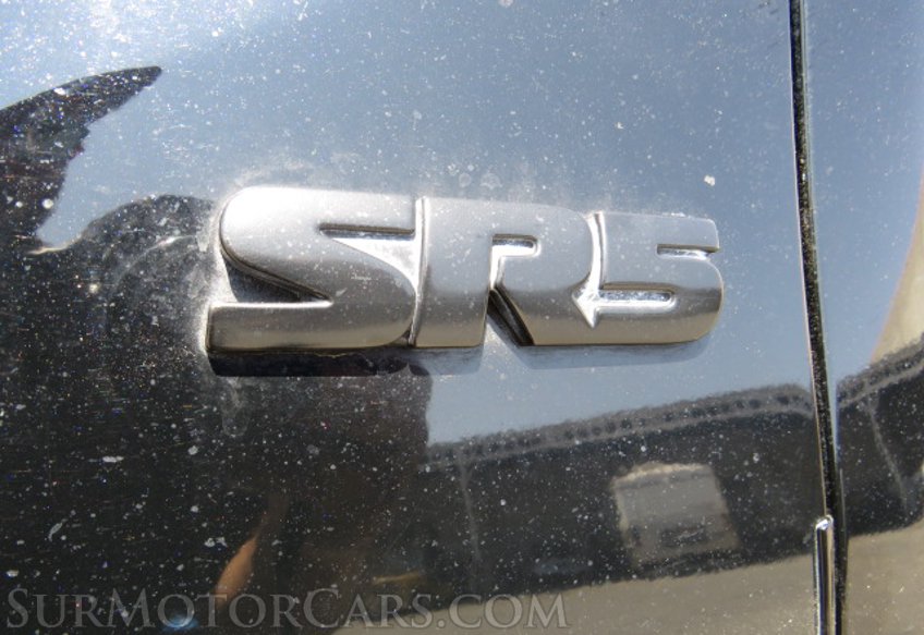 2019 Toyota Tacoma - Image 20